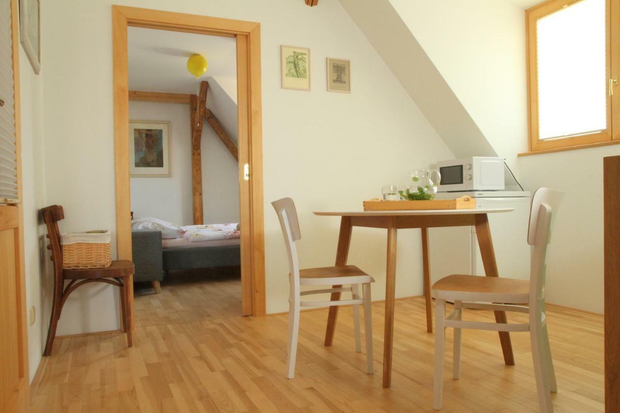 Apartman Nella Valtice Exterior photo